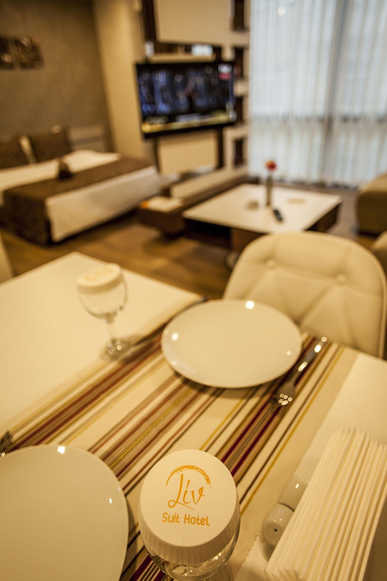 Liv Suit Hotel 迪亚巴克尔 外观 照片